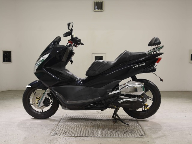 Honda PCX125-2