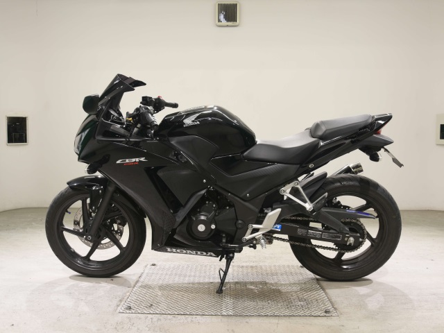 Honda CBR250R ABS
