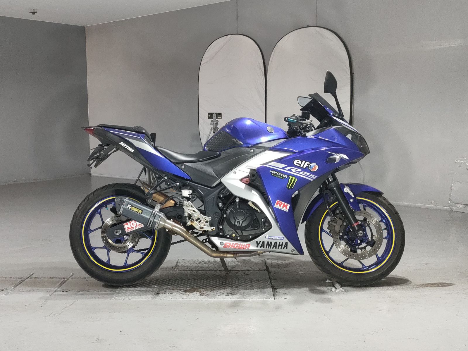 Yamaha YZF-R25