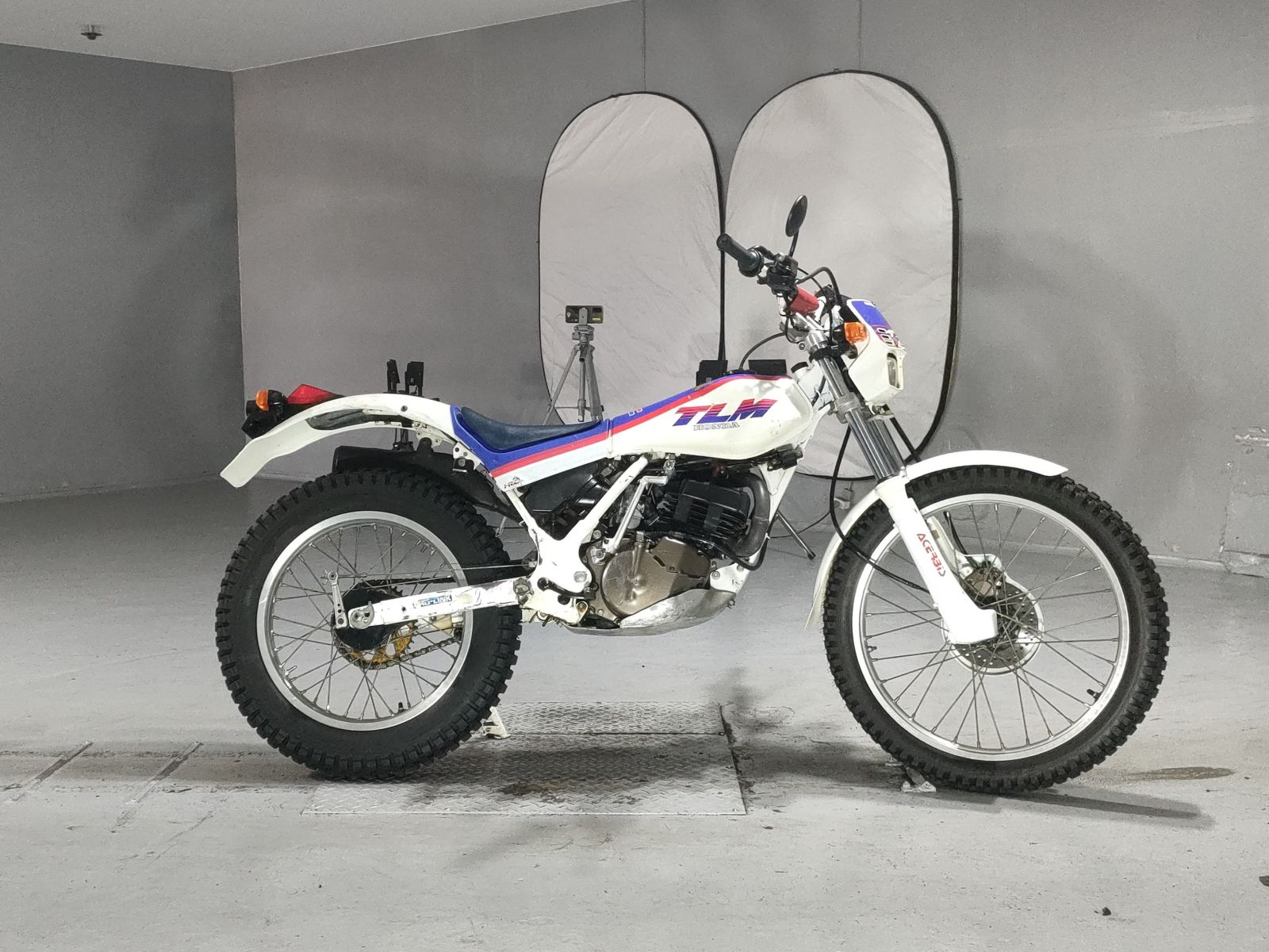 Honda TLM220R