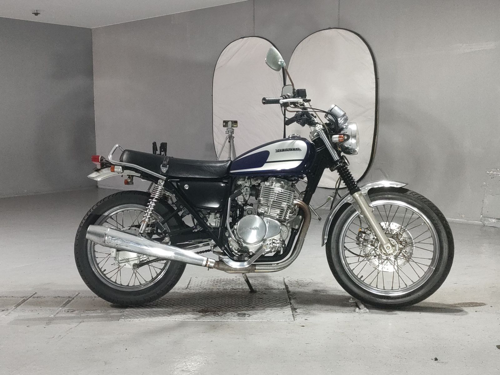 Honda CB400SS