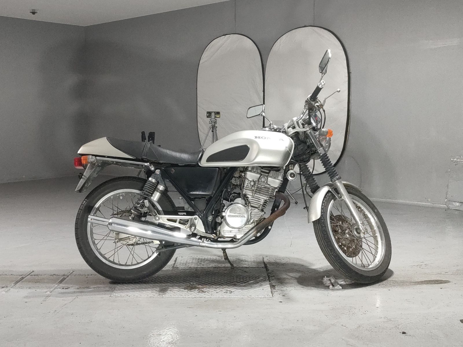 Honda GB250 CLUBMAN 1