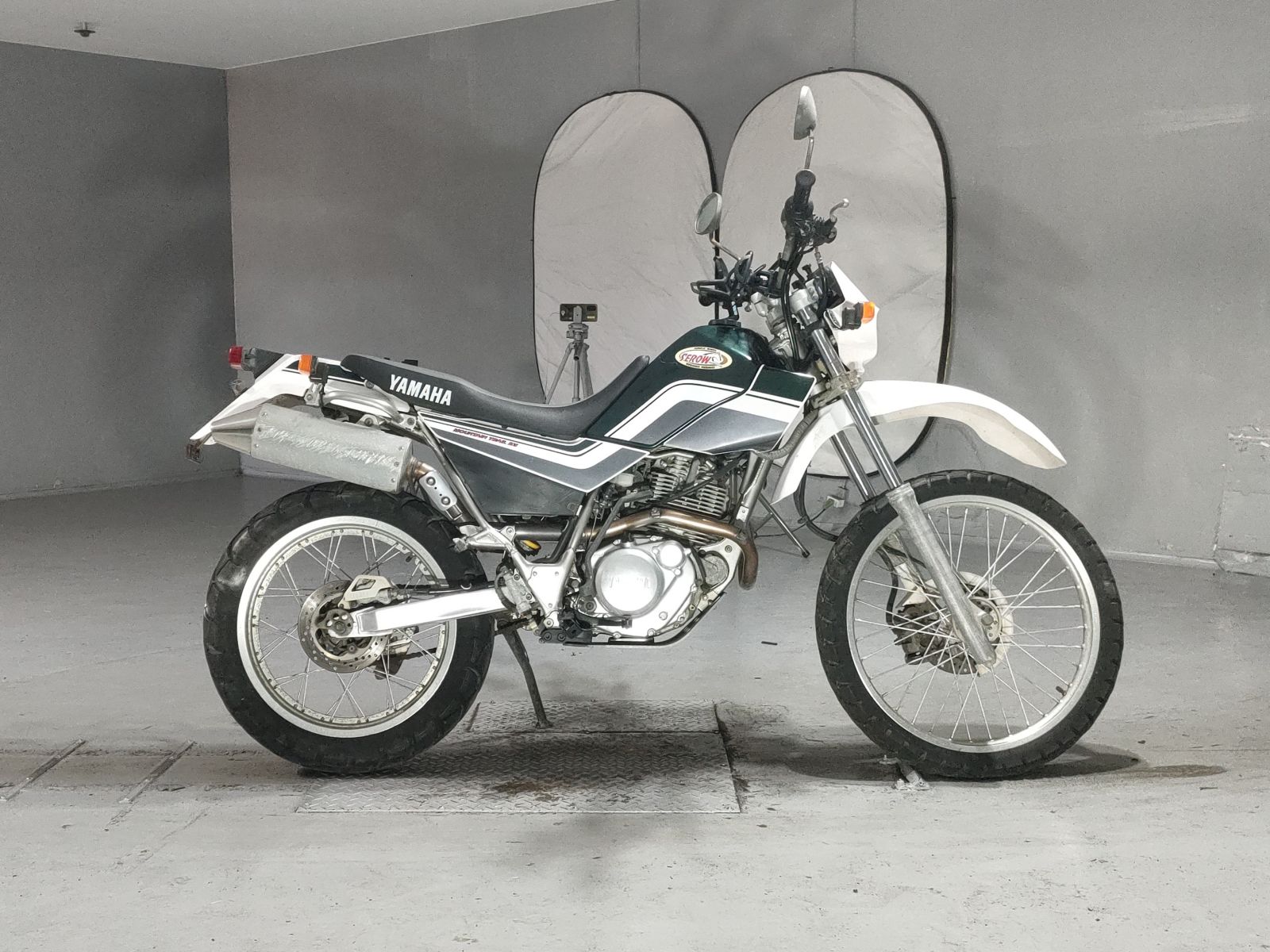 Yamaha SEROW 225W