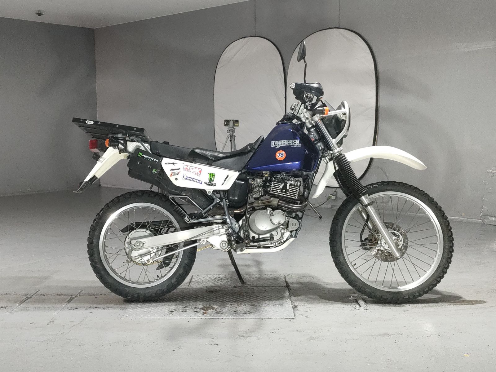 Suzuki DJEBEL200