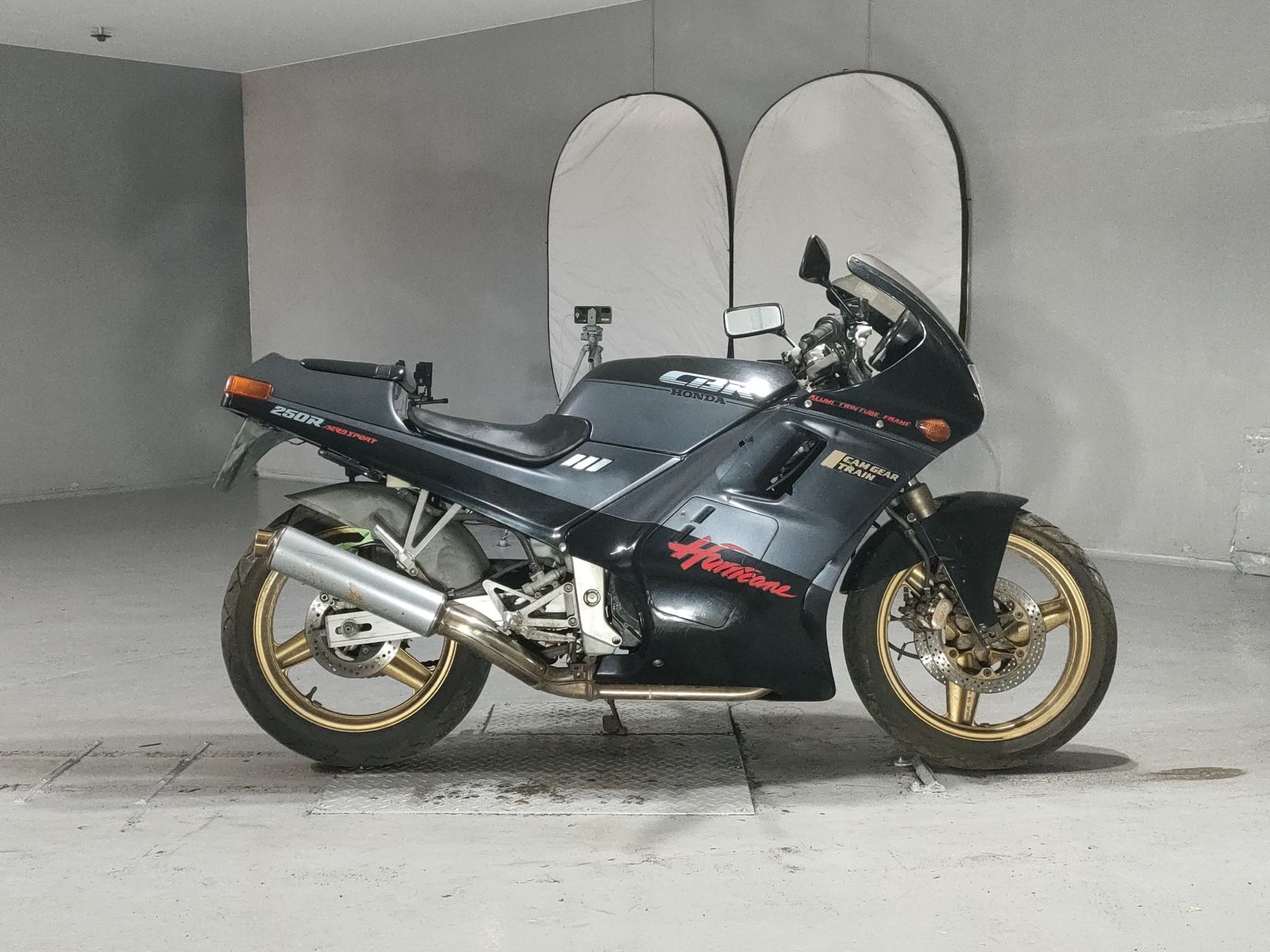 Honda CBR250R