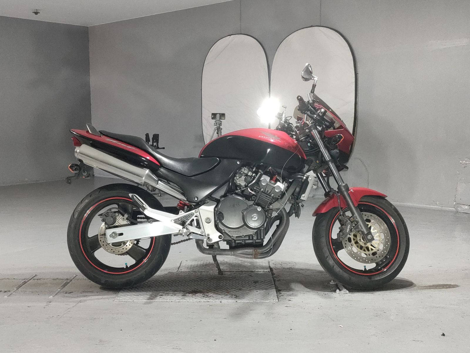 Honda HORNET250