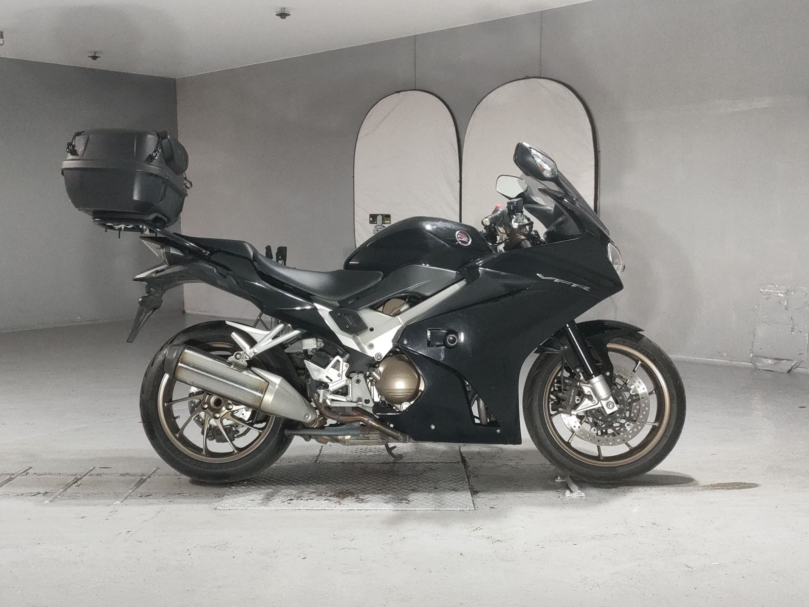 Honda VFR800F