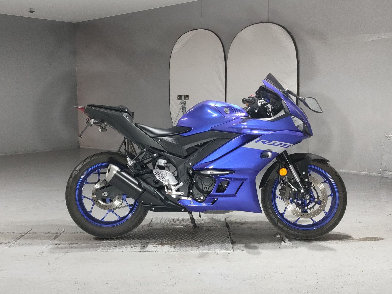 Yamaha YZF-R25