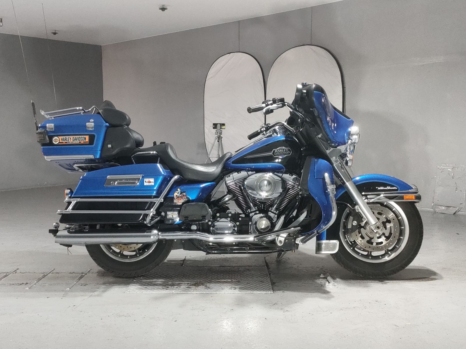 Harley-Davidson HARLEY FLHTCU1580