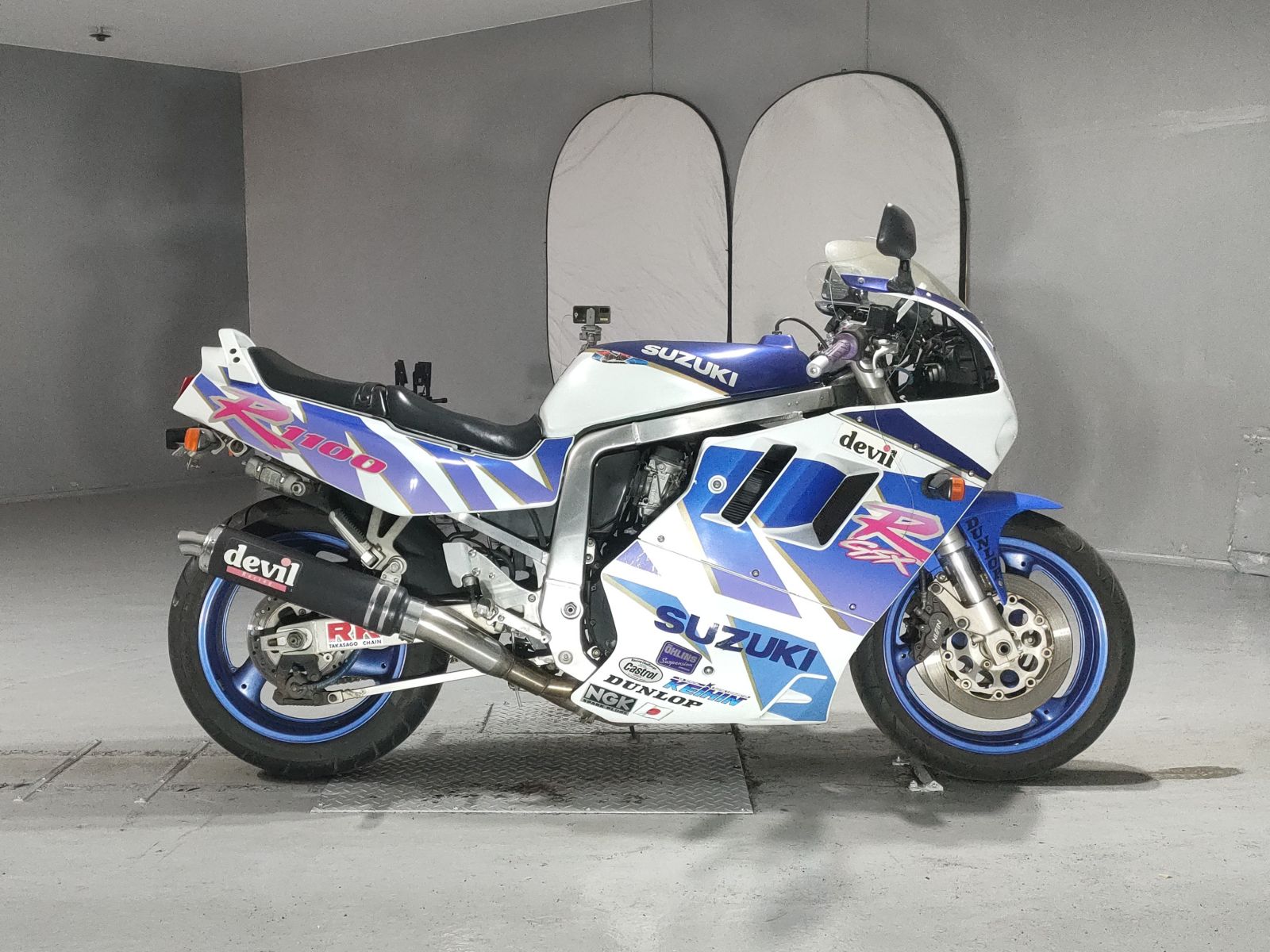 Suzuki GSX-R1100