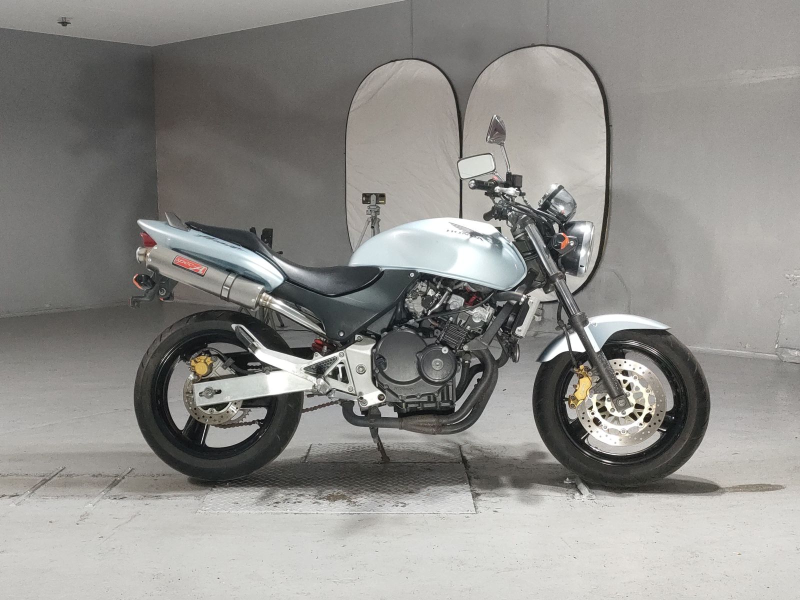Honda HORNET250