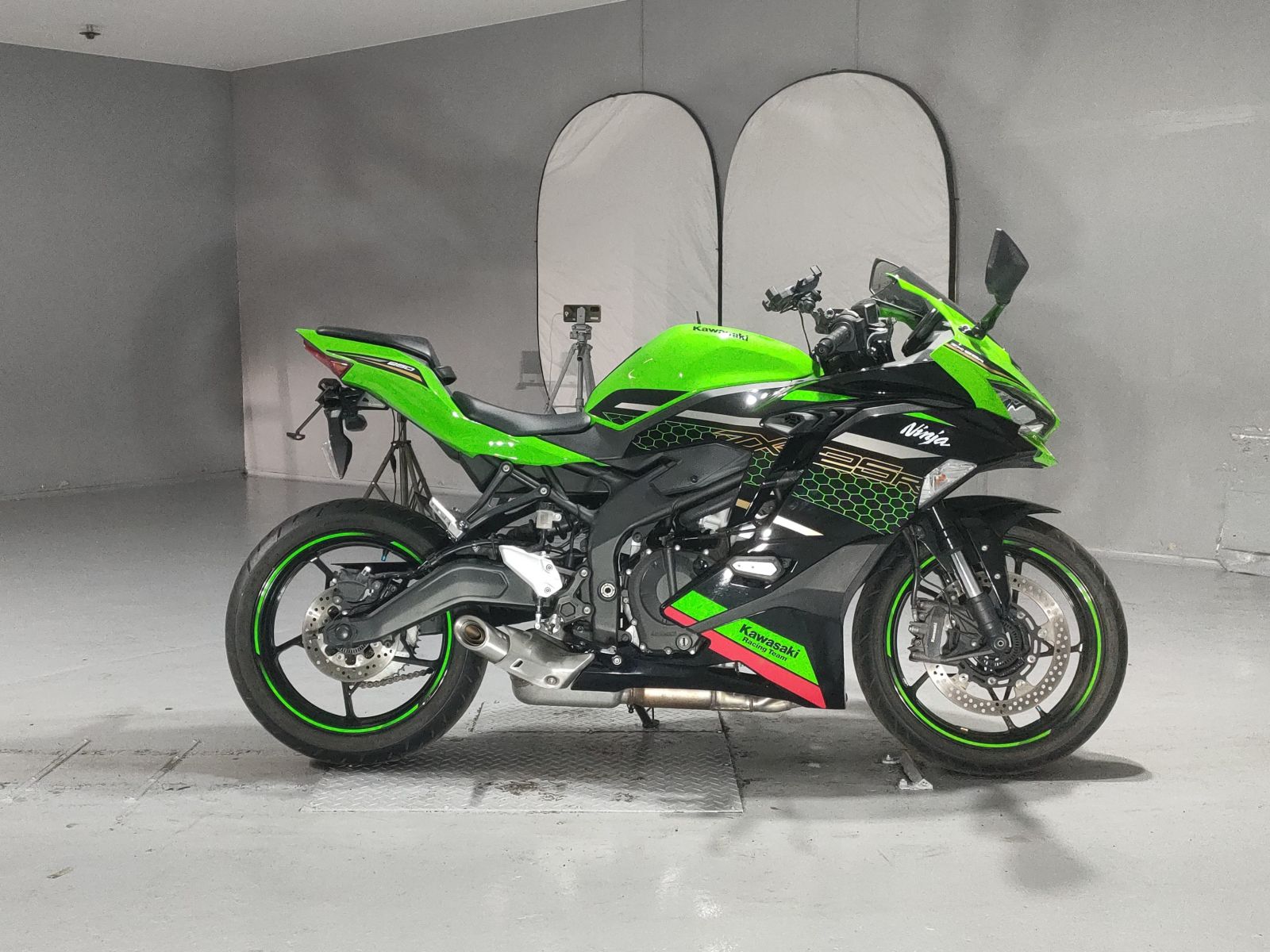 OTHER NINJA ZX-25R SE