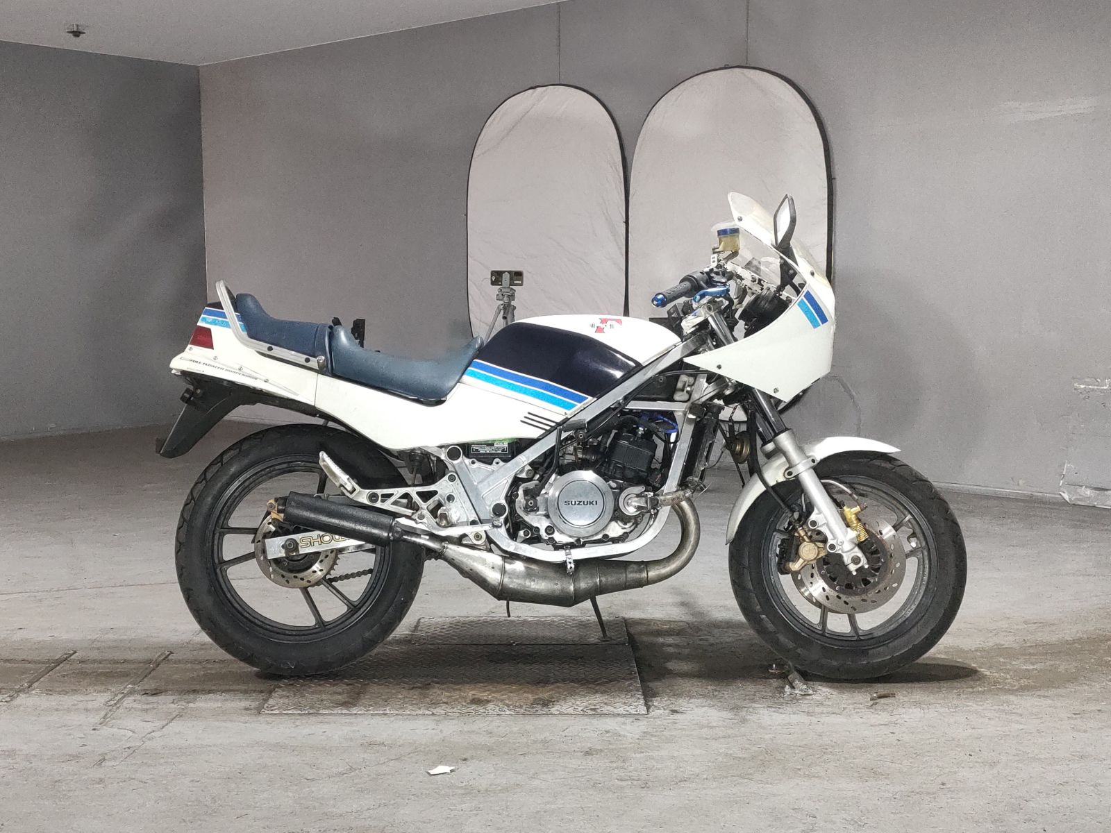 Suzuki RG250