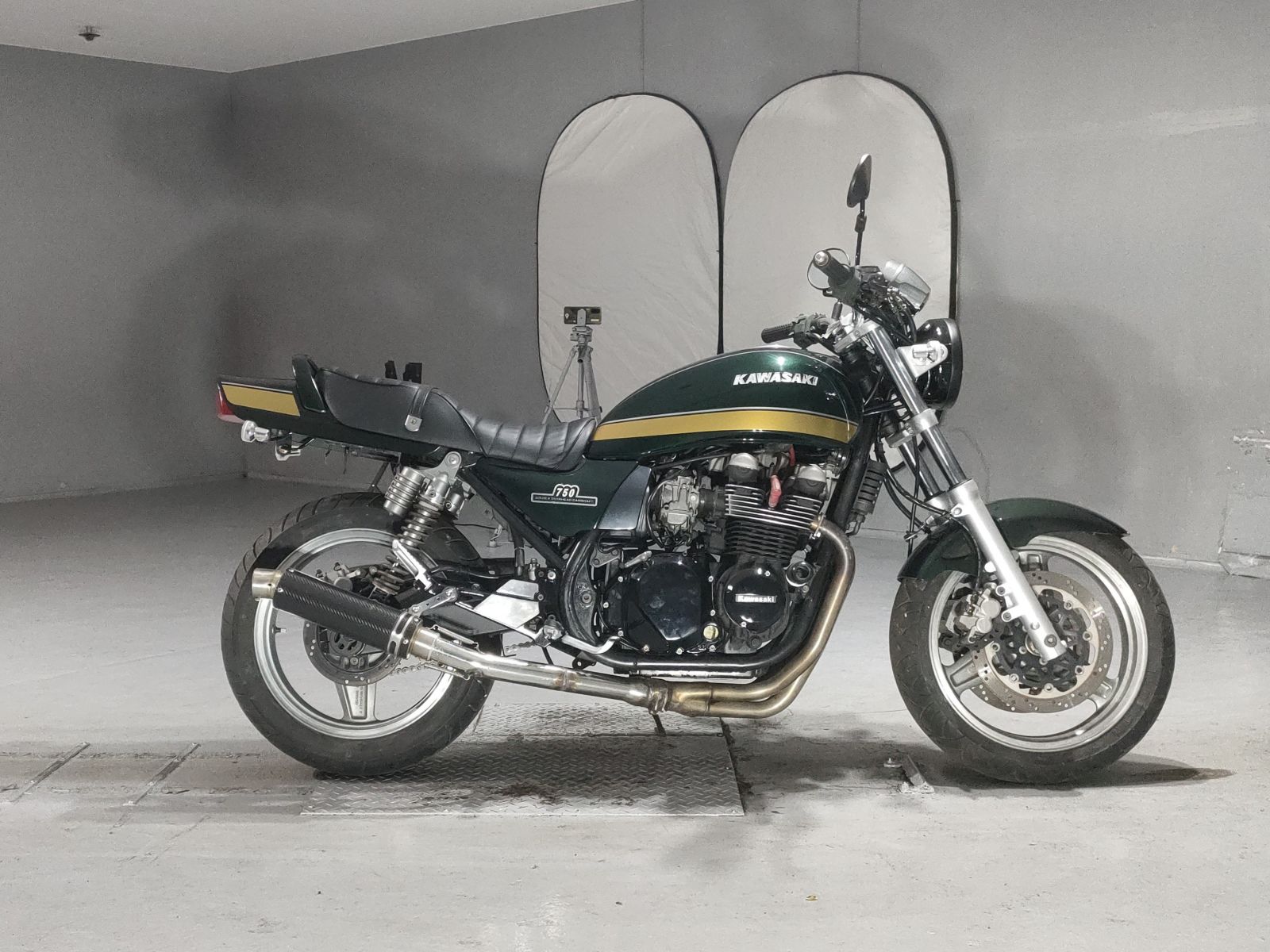 Kawasaki ZEPHYR750