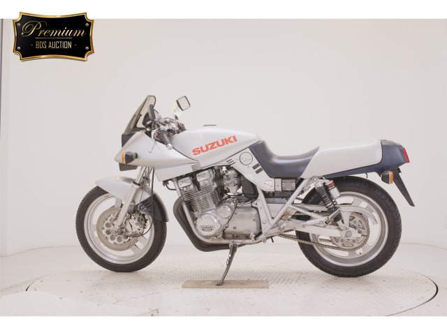 Suzuki GSX1100S KATANA