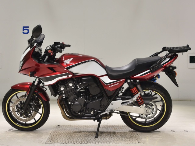 Honda CB400SFV-4 BOLDORABS