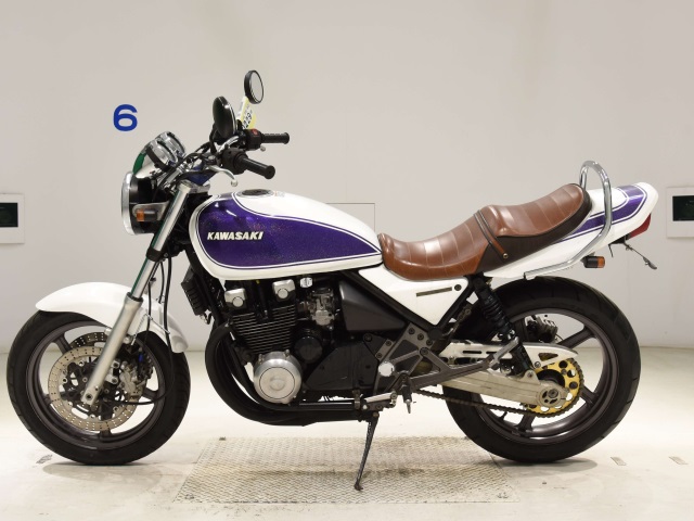 Kawasaki ZEPHYR400K