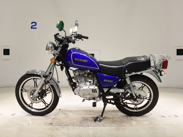 Suzuki GN125H