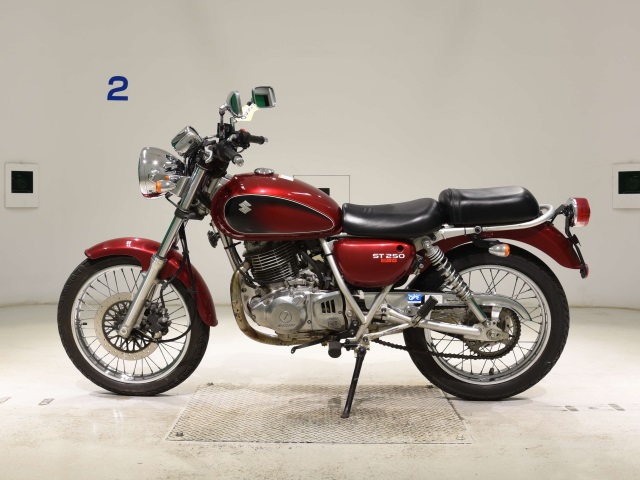 Suzuki ST250E