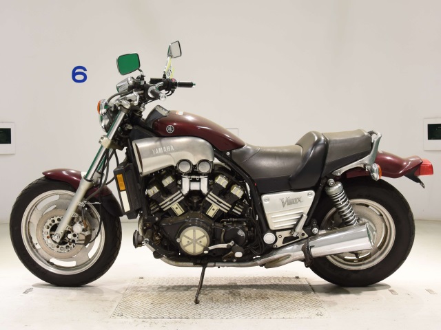Yamaha V-MAX