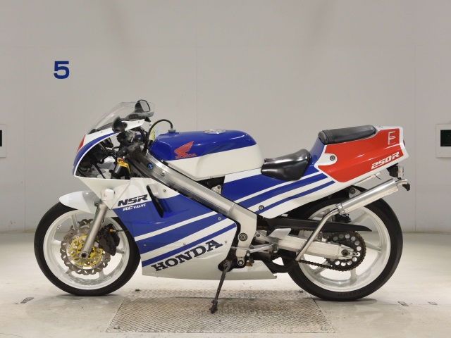 Honda NSR250R-3
