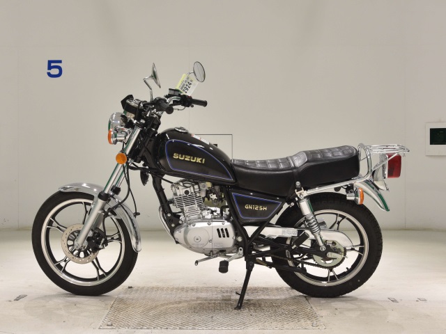 Suzuki GN125H