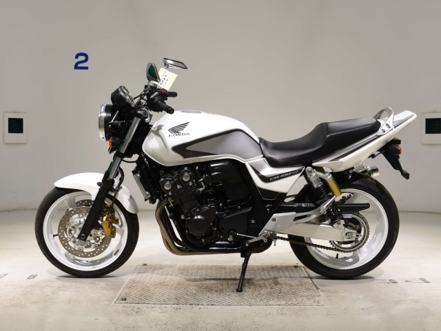 Honda CB400SFV-4