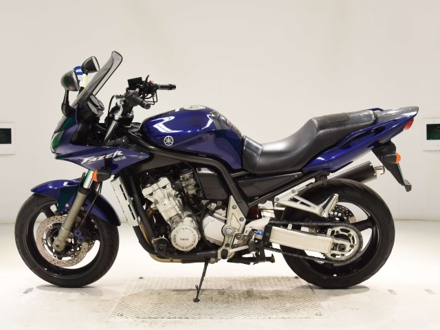 Yamaha FZS1000 FEATHER