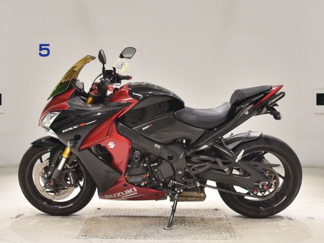 Suzuki GSX-S1000F