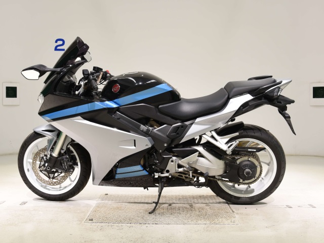 Honda VFR800F