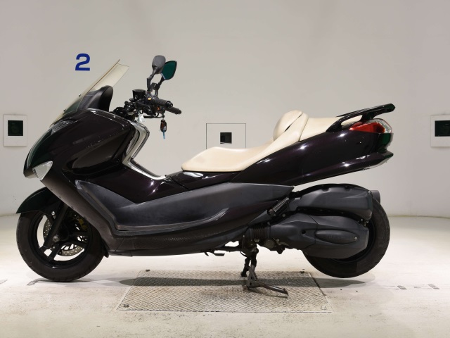 Yamaha MAJESTY 250-4