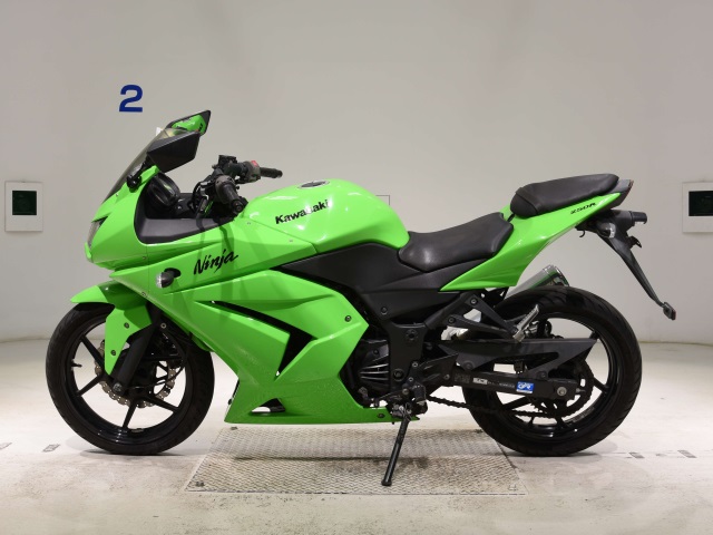 Kawasaki NINJA250R