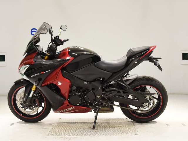 Suzuki GSX-S1000F