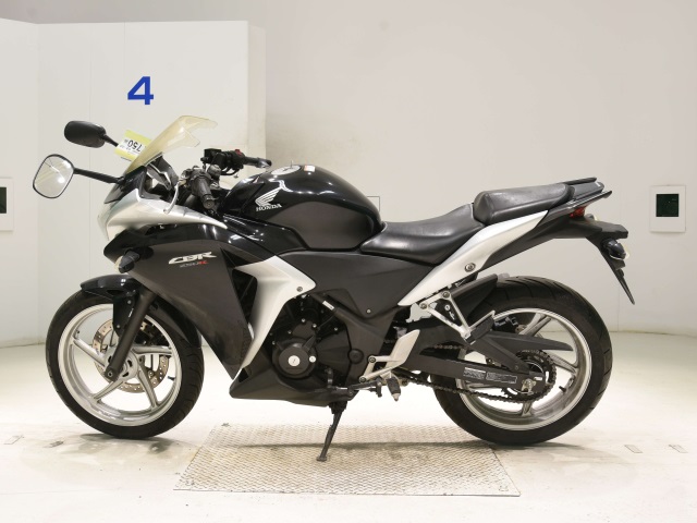 Honda CBR250R