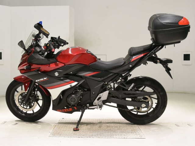 Suzuki GSX250R