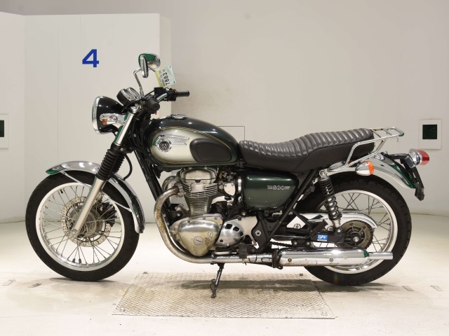 Kawasaki W800