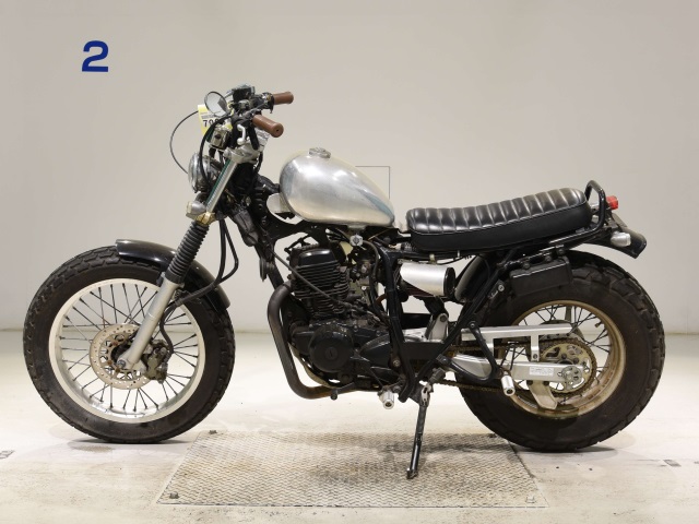 Yamaha TW225