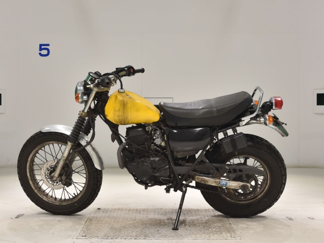 Yamaha TW200-2