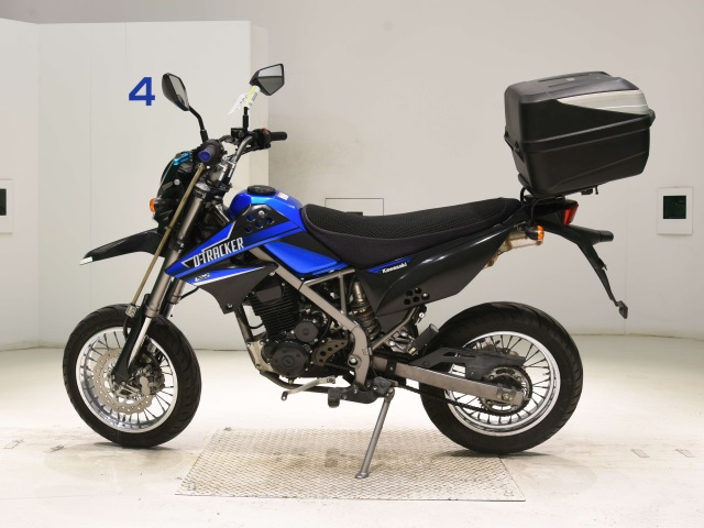 OTHER D TRACKER 125