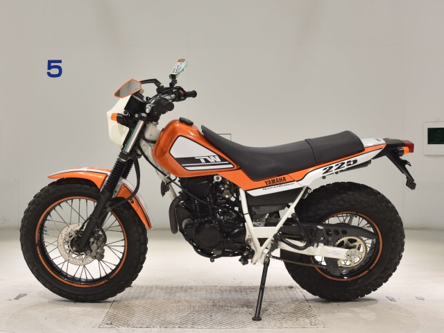 Yamaha TW225
