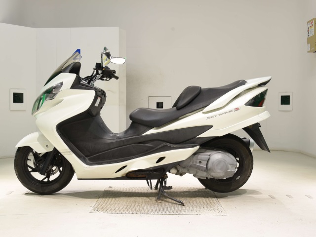 Suzuki SKYWAVE 250S-3