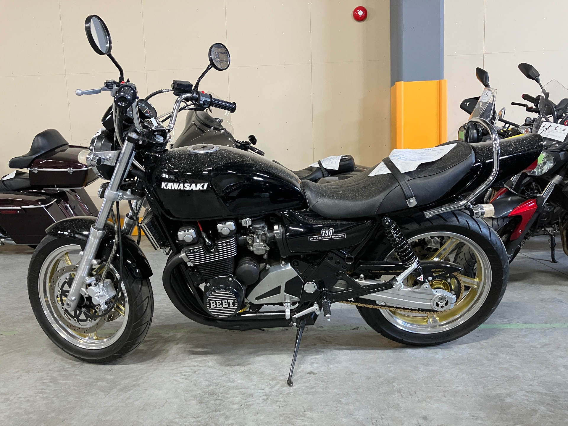 Kawasaki ZEPHYR400