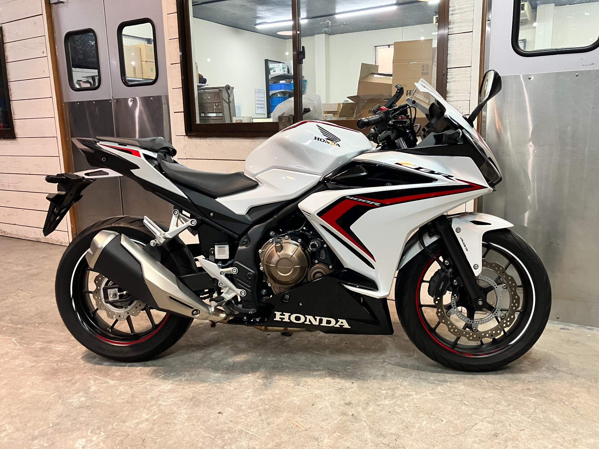 Honda CBR400R ABS