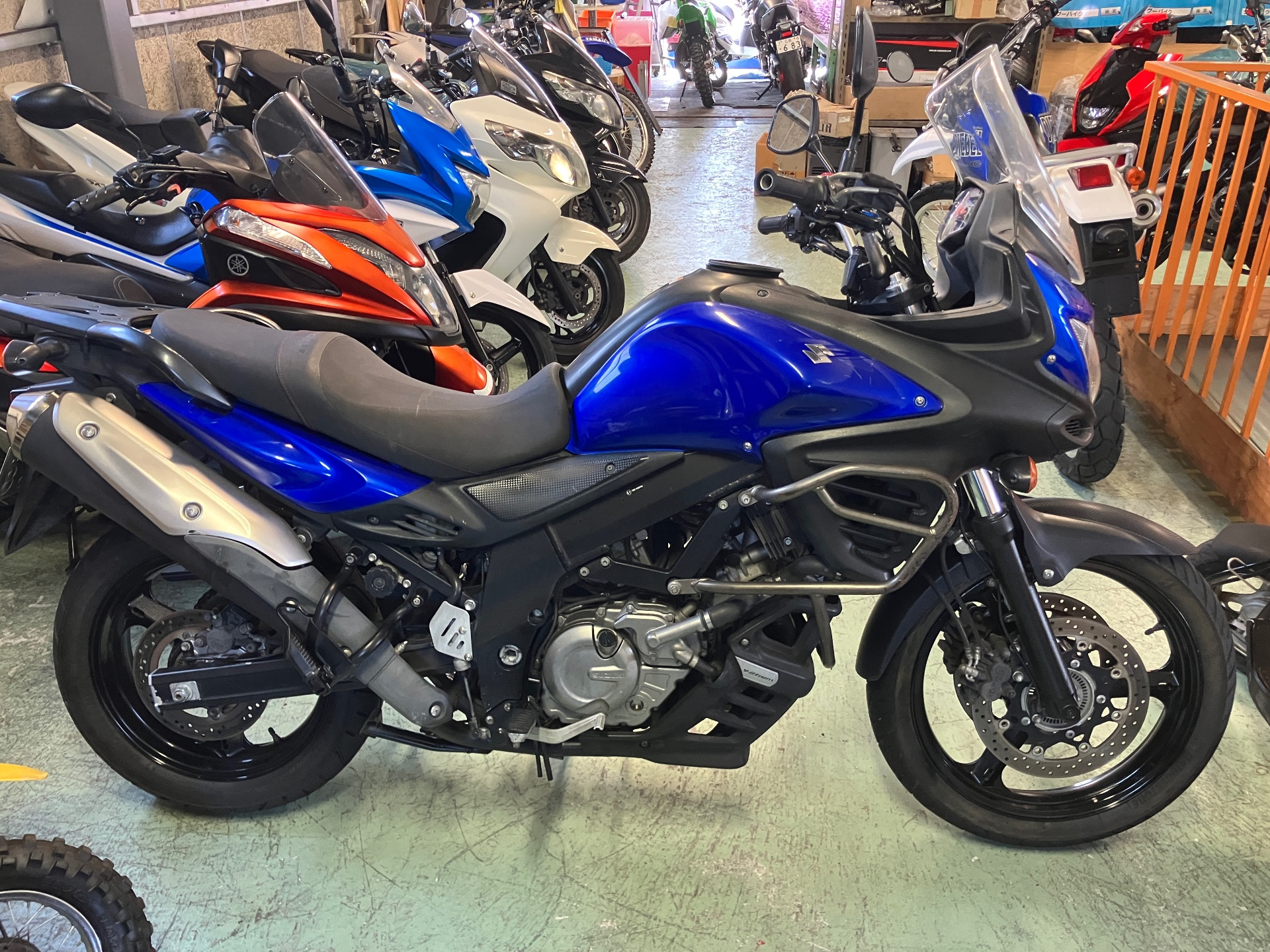 Suzuki V-STROM 650 ABS