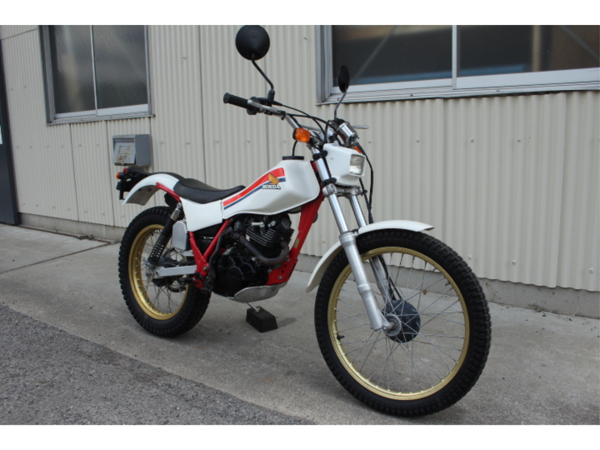 Honda TLR200