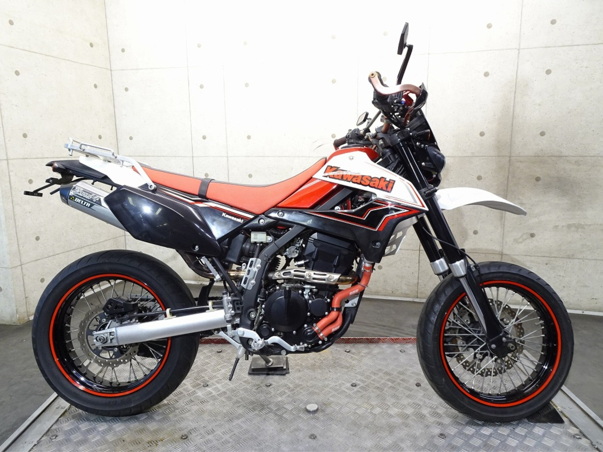 OTHER D-TRACKER X