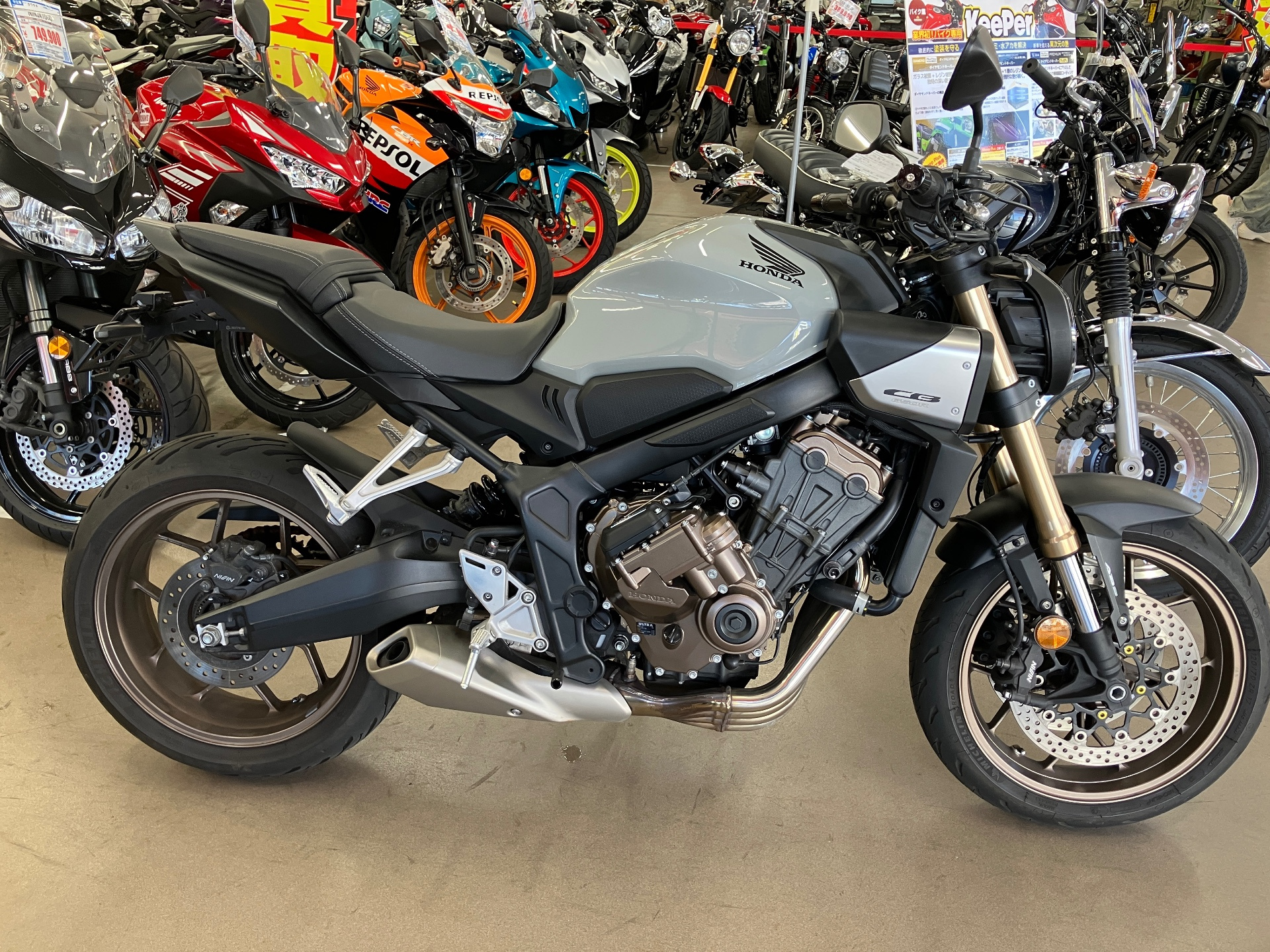 Kawasaki W800