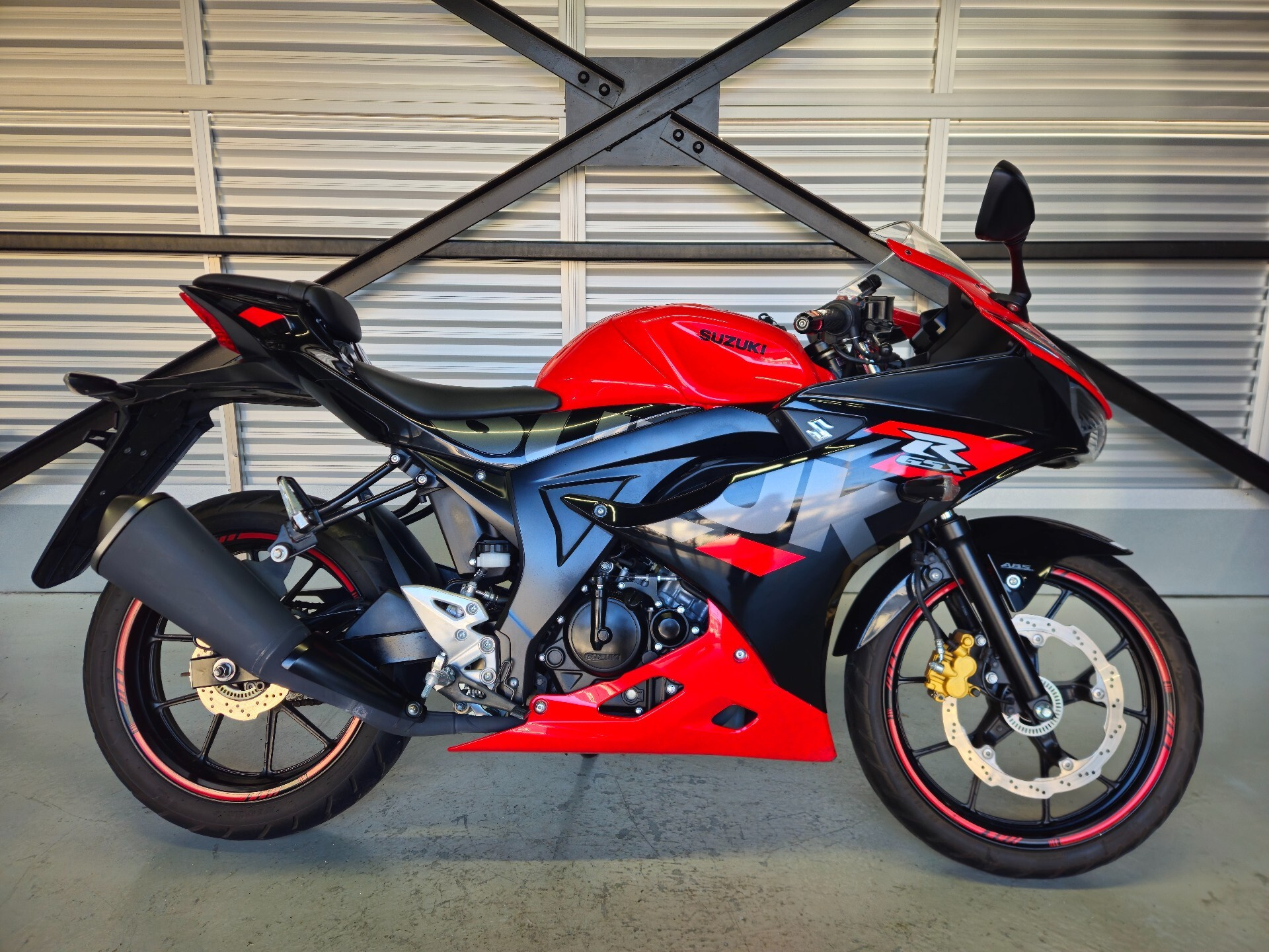 OTHER GSX-R125 ABS