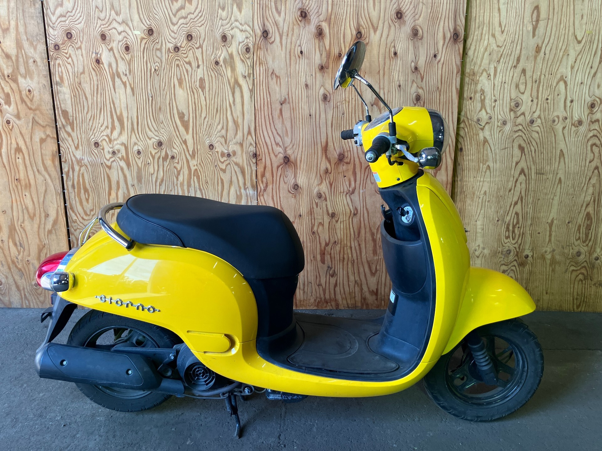 Suzuki GEMMA250