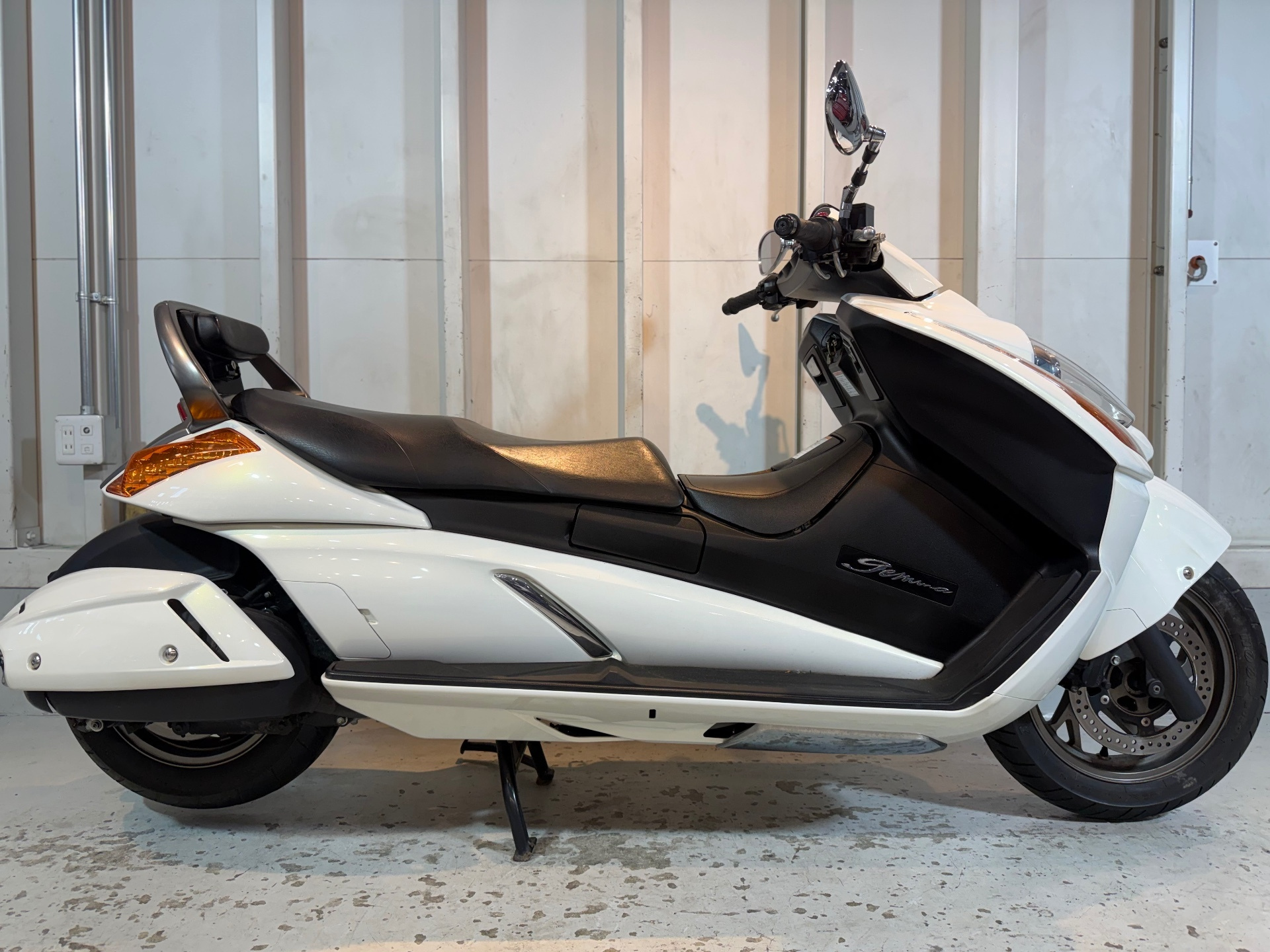 Suzuki GEMMA250